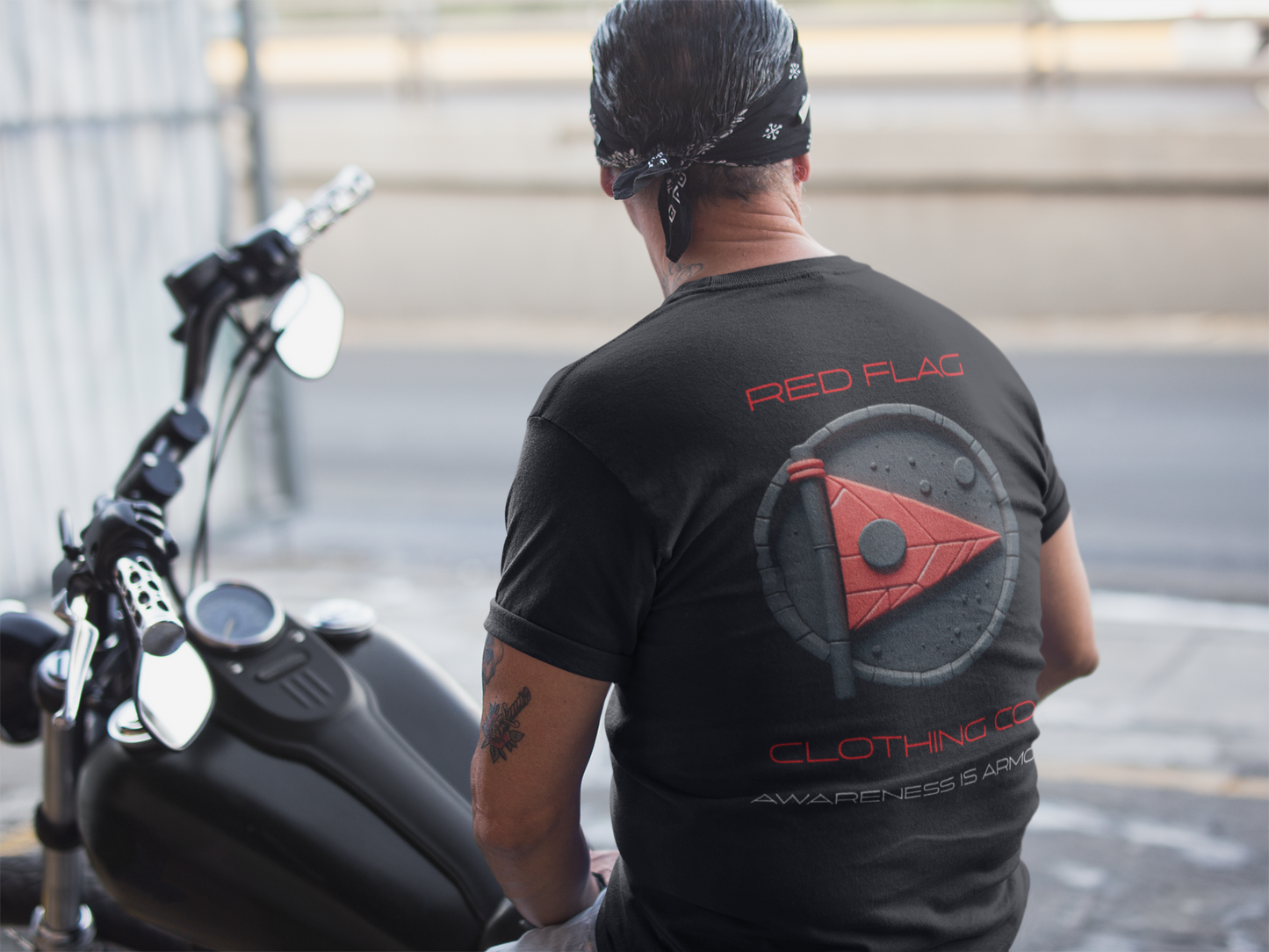Red Flag Statement Tee